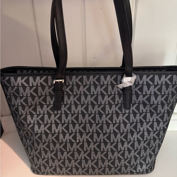 Michael Kors Jet Set NWT - Picture 2 of 3